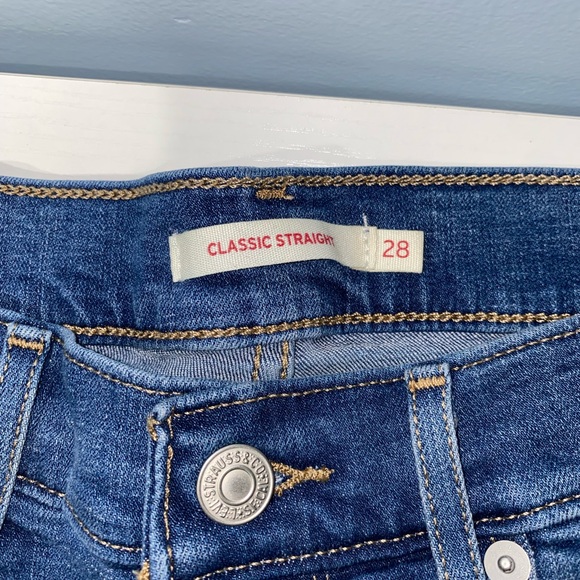 Levi’s Classic Straight Jeans - Picture 5 of 8